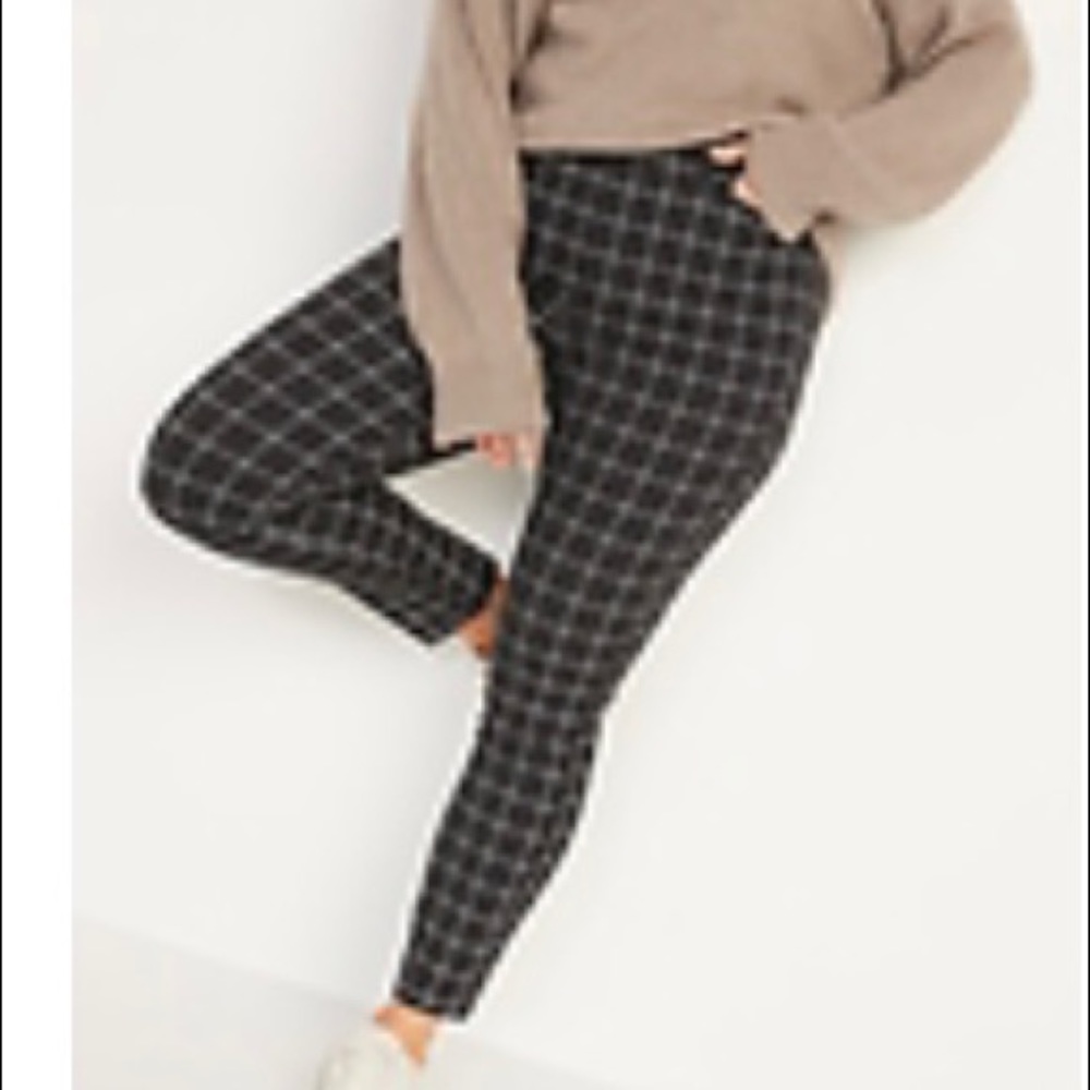 Old navy pixie pants size 14